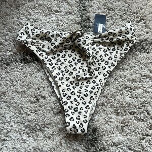 Women’s Abercrombie NWT High Leg Cheeky Bikini Bottoms